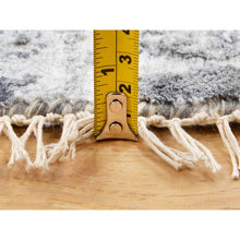 Load image into Gallery viewer, 7&#39;x7&#39; Round Broken Persian Design Wool And Pure Silk Hand Knotted Oriental Rug FWR350448