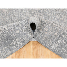 Load image into Gallery viewer, 5&#39;10&quot;x9&#39;1&quot; Gray Fine jacquard Hand Loomed Modern Wool And Art Silk Oriental Rug FWR350454