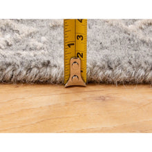 Load image into Gallery viewer, 5&#39;10&quot;x9&#39;1&quot; Gray Fine jacquard Hand Loomed Modern Wool And Art Silk Oriental Rug FWR350454