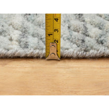 Load image into Gallery viewer, 2&#39;6&quot;x7&#39;10&quot; Seafoam Green Variegated Textured Design Hand Loomed Pure Wool Modern Runner Oriental Rug FWR350526