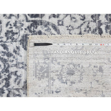 Load image into Gallery viewer, 6&#39;x9&#39;2&quot; Wool And Silk Hand Knotted Broken Persian Design Hand Knotted Oriental Rug FWR350538