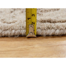 Load image into Gallery viewer, 5&#39;9&quot;x5&#39;9&quot; Round Taupe Fine Jacquard Hand Loomed Modern Wool And Art Silk Oriental Rug FWR350598