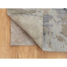 Load image into Gallery viewer, 2&#39;4&quot;x7&#39;5&quot; Gray Abstract Design Wool And Silk Runner Hand Knotted Oriental Rug FWR350742
