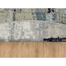 Load image into Gallery viewer, 10&#39;x10&#39; Round Silver, Blue Wool &amp; Silk Abstract Design Hand Knotted Oriental Modern Rug FWR350880