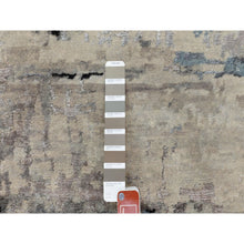 Load image into Gallery viewer, 3&#39;x4&#39;10&quot; Abstract Design Silver-blue Modern Hand Knotted Wool &amp; Silk Hi-low Pile Oriental Rug FWR350910