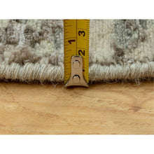 Load image into Gallery viewer, 6&#39;x6&#39; Round Silver, Blue Wool &amp; Silk Abstract Design Hand Knotted Hi-low Pile Oriental Rug FWR351054