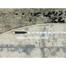 Load image into Gallery viewer, 6&#39;x6&#39; Round Silver, Blue Wool &amp; Silk Abstract Design Hand Knotted Hi-low Pile Oriental Rug FWR351054