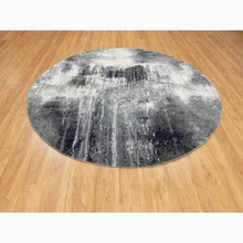 Load image into Gallery viewer, 8&#39;x8&#39; Charcoal Black Abstract Design Wool And Silk Hand Knotted Round Oriental Rug FWR351438