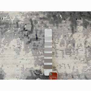 8'x8' Charcoal Black Abstract Design Wool And Silk Hand Knotted Round Oriental Rug FWR351438
