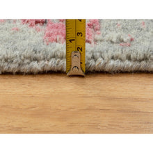 Load image into Gallery viewer, 6&#39;x9&#39; Pink Wool And Art Silk Transitional Design Hand Loomed Jacquard Oriental Rug FWR351600