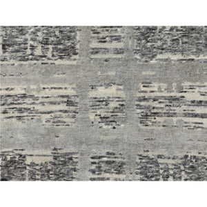 5'2"x5'2" Gray Hand Spun Undyed Natural Wool Modern Criss Cross Erased Design Hand Knotted Round Oriental Rug FWR351678