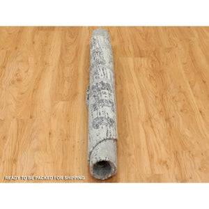 5'2"x5'2" Gray Hand Spun Undyed Natural Wool Modern Criss Cross Erased Design Hand Knotted Round Oriental Rug FWR351678