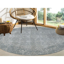 Load image into Gallery viewer, 7&#39;10&quot;x7&#39;10&quot; Gray Fine Jacquard Tone On Tone Hand Loomed Modern Wool And Art Silk Round Oriental Rug FWR351696