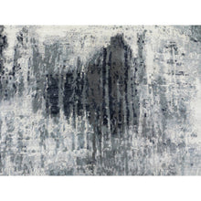Load image into Gallery viewer, 6&#39;2&quot;x6&#39;2&quot; Gray With Black Abstract Design Wool And Silk Hand Knotted Round Oriental Rug FWR351738