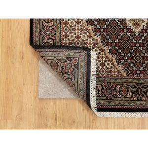 4'x6' Hand Knotted Wool Black Fish Design Tabriz Mahi Oriental Rug FWR352206