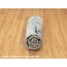 Load image into Gallery viewer, 8&#39;x8&#39; Silver Blue Wool &amp; Silk Modern Abstract Design Hand Knotted Oriental Round Rug FWR353286