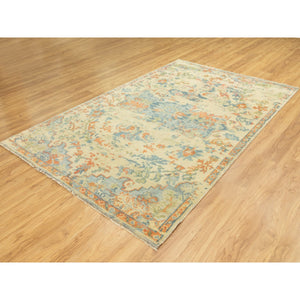 5'9"x9' Ivory Variegated Broken Heriz Design Supple Collection Pure Wool Hand Knotted Oriental Rug FWR353928