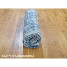 Load image into Gallery viewer, 9&#39;x12&#39; Wool And Pure Silk Chevron Design Hand Knotted Oriental Rug FWR354018