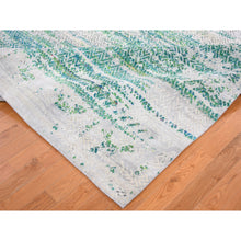 Load image into Gallery viewer, 8&#39;10&quot;x12&#39; Sari Silk With Textured Wool Green Erased Chevron Design Oriental Rug FWR355344