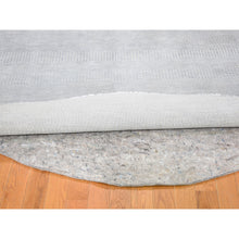 Load image into Gallery viewer, 7&#39;10&quot;x7&#39;10&quot; Gray Round Grass Design Pure Wool Hand Knotted Oriental Rug FWR355890