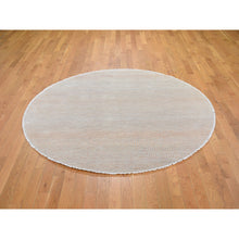 Load image into Gallery viewer, 6&#39;x6&#39; Gray Grass Design Wool And Silk Hand Knotted Round Oriental Rug FWR355992