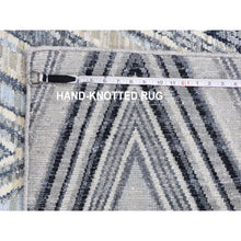 Load image into Gallery viewer, 8&#39;9&quot;x12&#39;2&quot; Ivory Chevron Design Textured Wool And Pure Silk Hand Knotted Oriental Rug FWR356622