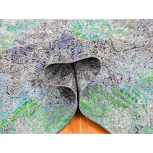 Load image into Gallery viewer, 9&#39;x12&#39;6&quot; Greens Diminishing Coins, Sari Silk With Textured Wool Hand Knotted Oriental Rug FWR356754