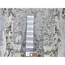 Load image into Gallery viewer, 8&#39;x10&#39;2&quot; Ivory Wool With Real Silk Abstract Design Denser Weave Hi-low Pile Hand Knotted Oriental Rug FWR357144