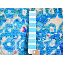 Load image into Gallery viewer, 4&#39;x6&#39; The Peacock, Sari Silk Colorful Hand Knotted Oriental Rug FWR358314