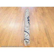 Load image into Gallery viewer, 6&#39;x6&#39; Midnight Blue Nain With Center Medallion Flower Design Pure Wool 250 Kpsi Hand Knotted Round Oriental Rug FWR359958