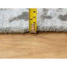Load image into Gallery viewer, 6&#39;x9&#39; Grey Broken Persian Design Wool And Pure Silk Hand Knotted Oriental Rug FWR372342