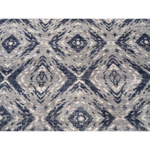 Load image into Gallery viewer, 9&#39;x12&#39; Charcoal Black Supple Collection Modern All Over Square Design Erased Pure Wool Hand Knotted Oriental Rug FWR373200