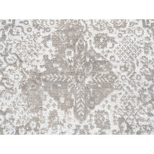 Load image into Gallery viewer, 10&#39;x10&#39; Round Grey Broken Persian Design Wool And Pure Silk Hand Knotted Oriental Rug FWR374208