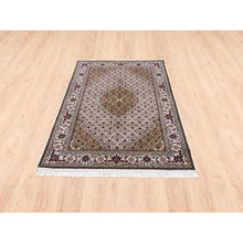 Load image into Gallery viewer, 4&#39;x6&#39; Ivory Tabriz Mahi Fish Medallion Design Wool Hand Knotted Oriental Rug FWR374940
