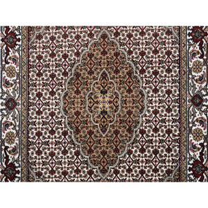 4'x6' Ivory Tabriz Mahi Fish Medallion Design Wool Hand Knotted Oriental Rug FWR374940