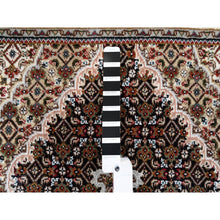 Load image into Gallery viewer, 2&#39;10&quot;x5&#39;4&quot; Fish Medallion Design Tabriz Mahi Wool Hand Knotted Black Oriental Rug FWR375192