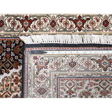 Load image into Gallery viewer, 2&#39;10&quot;x5&#39;4&quot; Fish Medallion Design Tabriz Mahi Wool Hand Knotted Black Oriental Rug FWR375192