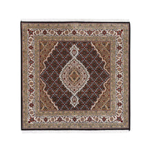 Load image into Gallery viewer, fine wool rugs