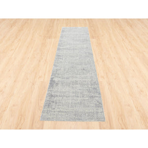 2'7"x10' Fine Jacquard Gray Hand Loomed Modern Wool and Art Silk Runner Oriental Rug FWR377082