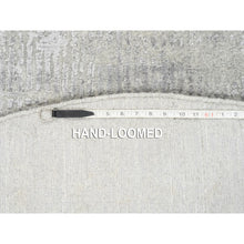 Load image into Gallery viewer, 6&#39;x6&#39; Hand Loomed Wool And Plant Based Silk Gray Tone On Tone
Fine Jacquard Oriental Round Rug FWR377166