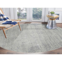 Load image into Gallery viewer, 10&#39;x10&#39; Modern Design Gray Tone On Tone Hand Loomed Fine Jacquard Wool And Plant Based Silk Oriental Round Rug FWR377244