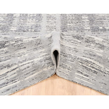 Load image into Gallery viewer, 8&#39;x8&#39; Modern Criss Cross Erased Design Hand Spun Undyed Natural Wool Hand Knotted Light Gray Oriental Square Rug FWR377352