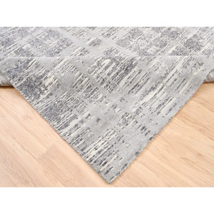 8'x8' Modern Criss Cross Erased Design Hand Spun Undyed Natural Wool Hand Knotted Light Gray Oriental Square Rug FWR377352