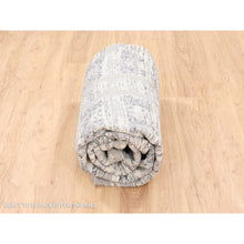 Load image into Gallery viewer, 8&#39;x8&#39; Modern Criss Cross Erased Design Hand Spun Undyed Natural Wool Hand Knotted Light Gray Oriental Square Rug FWR377352