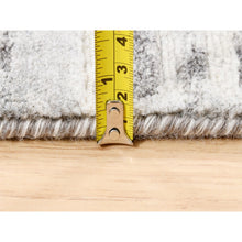 Load image into Gallery viewer, 8&#39;x8&#39; Modern Criss Cross Erased Design Hand Spun Undyed Natural Wool Hand Knotted Light Gray Oriental Square Rug FWR377352
