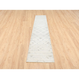 2'7"x12' Hand Spun Undyed Natural Wool Modern Hand Knotted Ivory Oriental Runner Rug FWR377514
