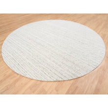 Load image into Gallery viewer, 11&#39;10&quot;x11&#39;10&quot; Hand Loomed Undyed Natural Wool Plain Modern Design Light Gray Oriental Round Rug FWR378246