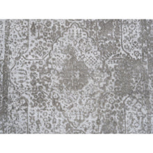 Load image into Gallery viewer, 4&#39;2&quot;x6&#39; Broken Persian Design Wool And Pure Silk Hand Knotted Ivory Oriental Rug FWR379098