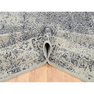 9'1"x12' Hand Loomed Light Gray Fine Jacquard with Erased Design Wool and Art Silk Oriental Rug FWR379536