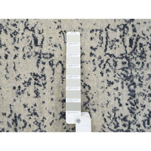 Load image into Gallery viewer, 9&#39;1&quot;x12&#39; Hand Loomed Light Gray Fine Jacquard With Erased Design Wool And Art Silk Oriental Rug FWR379536